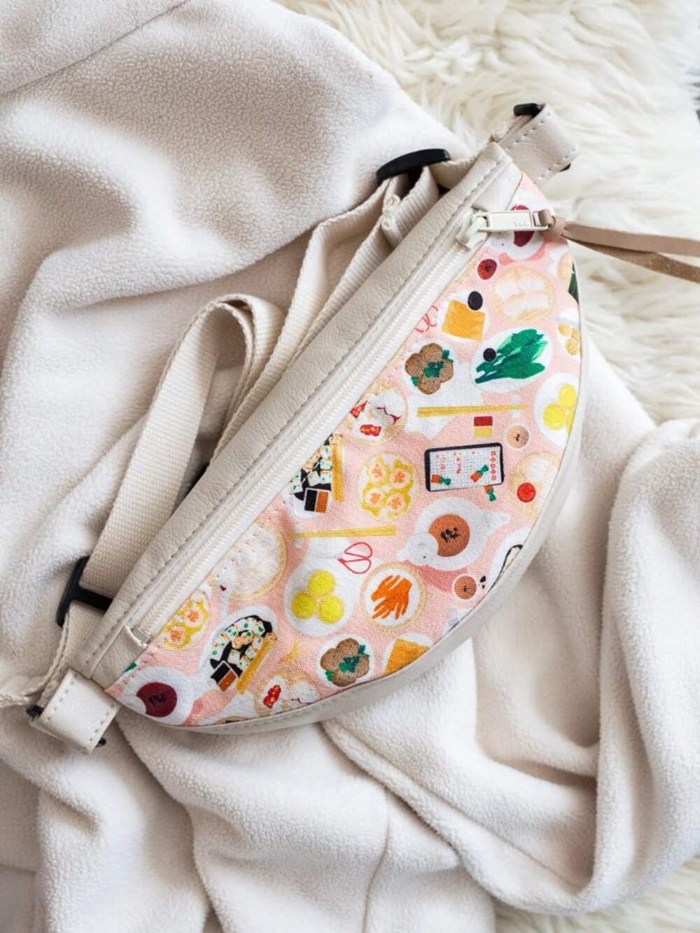 IKIWISI x Roncy Packs Dim Sum Fanny Pack (Medium Size)